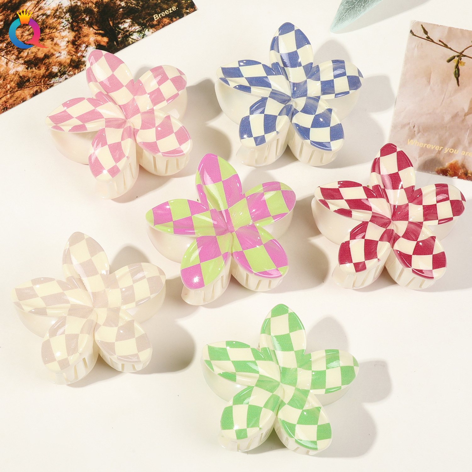 Qiyue Cross-border UV printed Summer new Korean-style simple grab-clip high-end and elegant shark clip girls' headwear Application Scenario