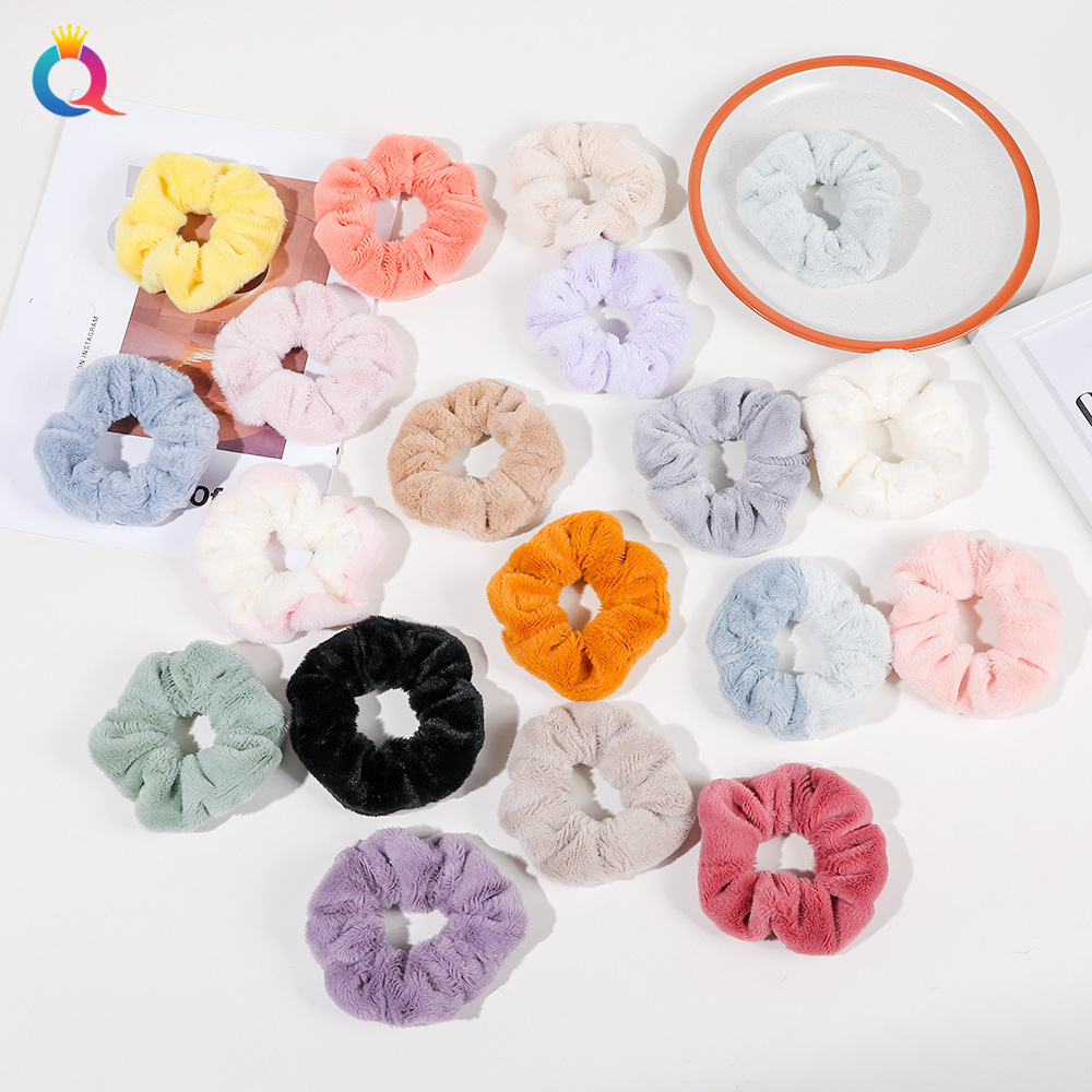 Qiyue Cross-border Rabbit plush hair band with a high-end feel, pig intestine hair band with a smooth texture, and large intestine hair band wholesale details Picture