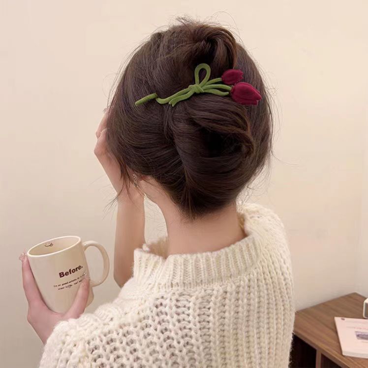 The 2025 new tulip flower hair clip features a high-end Korean design with a velvet shark clip at the back of the head Specification drawing