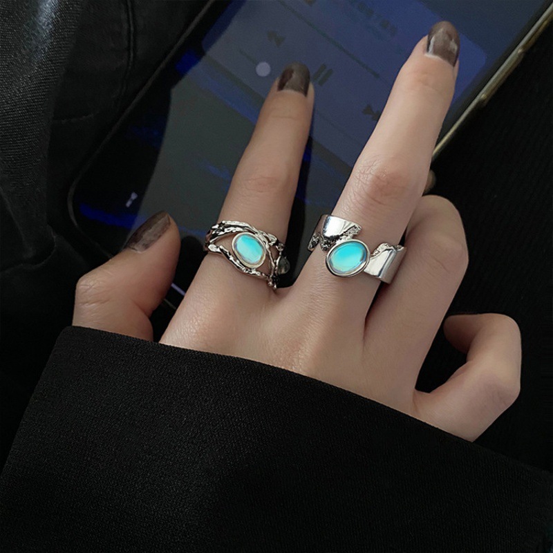 Opal Moonlight Lava Zircon couple Open Ring, a niche design for women's Instagram index finger ring, a high-end ring trend Application Scenario