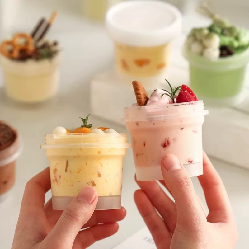 Internet-famous ice cream knocking cup, cold brew yogurt box, milk jelly pudding, dessert ice cream, burnt grass jelly, fruit scoop packed cup Application Scenario