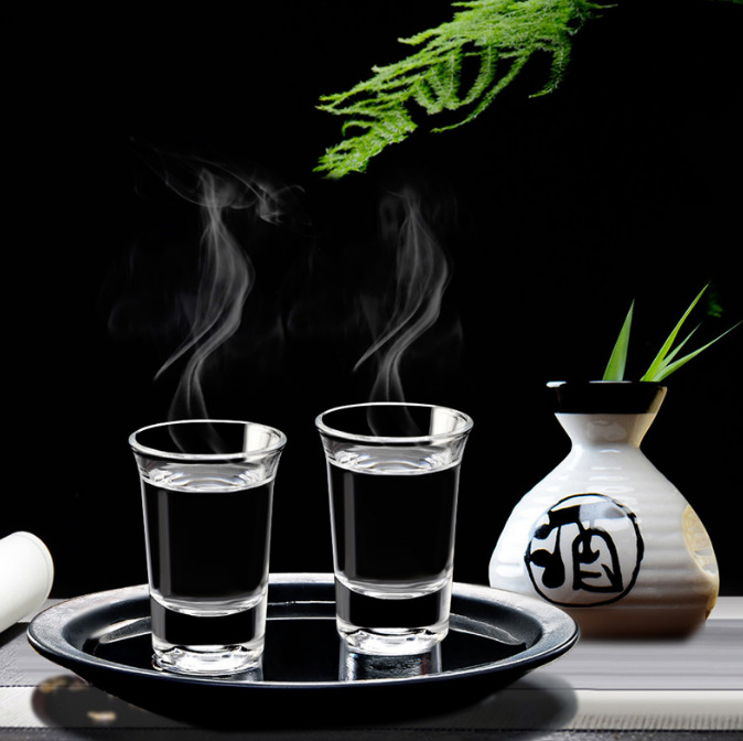 Glass liquor cup, one-mouth cup, creative Maotai cup, tall small wine glass, two-ounce small bullet cup, 50ml spirits cup Specification drawing