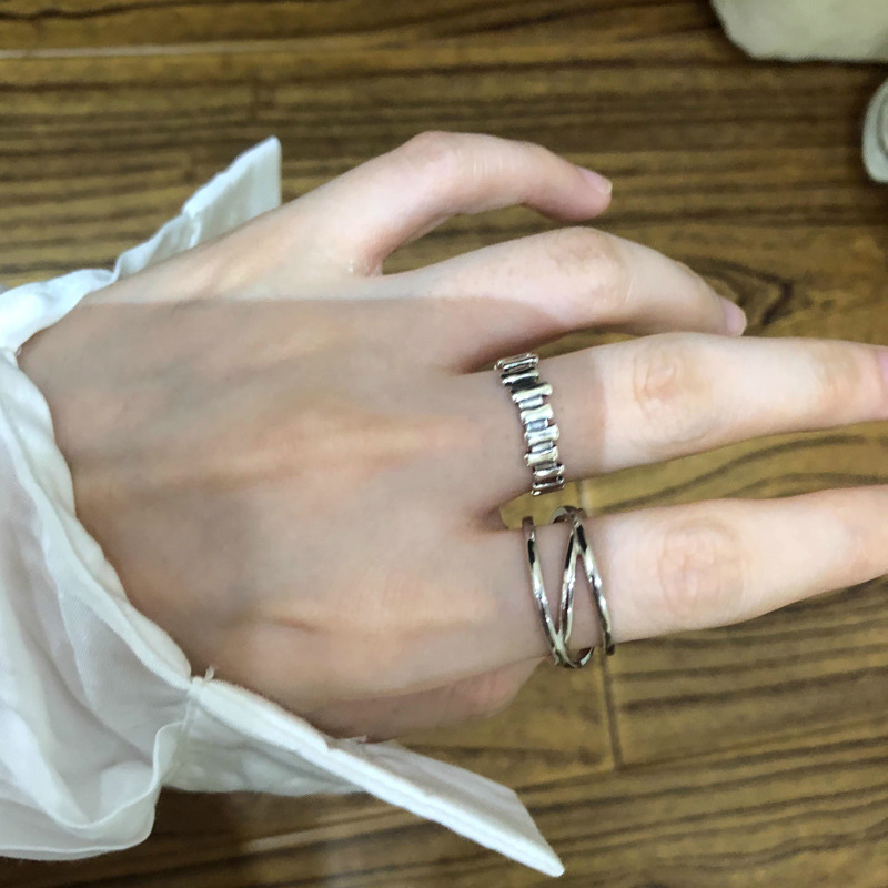 Retro aged multi-layer plain ring open ring for women, simple, fashionable, individualistic and cold style Korean ins style ring Application Scenario