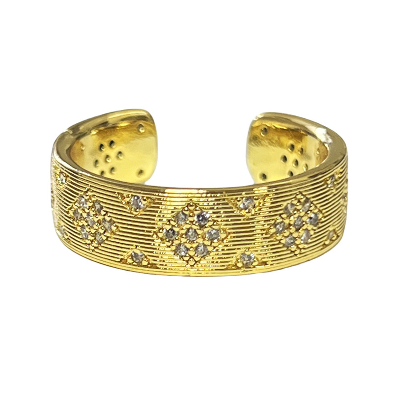 French light luxury old money style diamond-shaped rings for women, simple and niche design, retro brushed and diamond-encrusted couple rings trend Item Picture