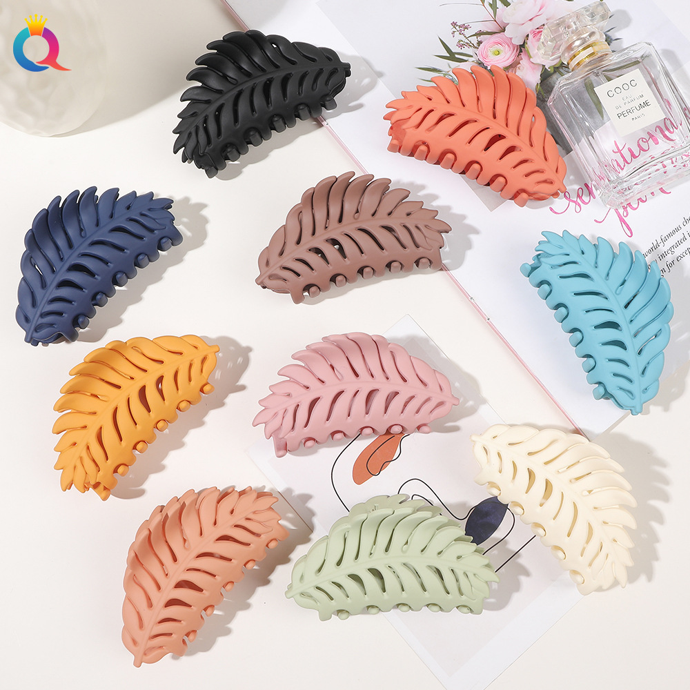 Qiyue Cross-border Frosted Leaf Grabbers, hollowed-out hair clips, Women's Large shark clips, hair grabbers, hair accessories and headwear wholesale full figure
