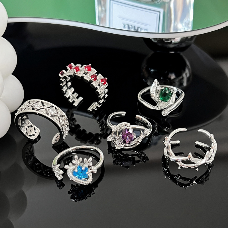 Hot-selling niche and light luxury color micro-inlaid sweet and cool open ring, women's fashionable hollowed-out flower style layered index finger ring Specification drawing