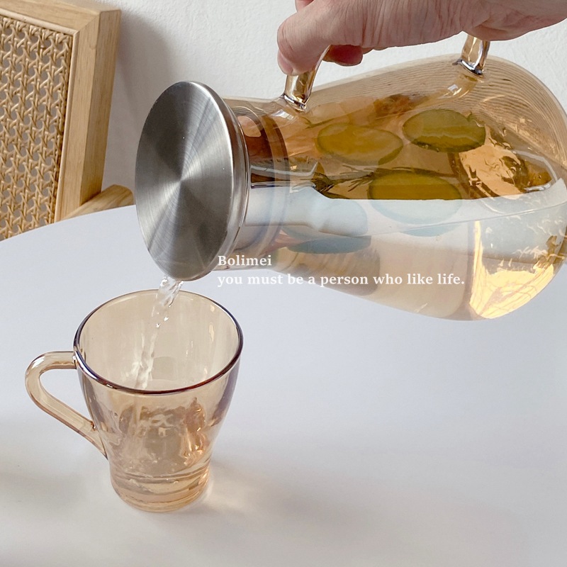 Glass cold water kettle, household high-temperature resistant cold water cup, heat-resistant explosion-proof large-capacity cold boiled water teapot set Application Scenario