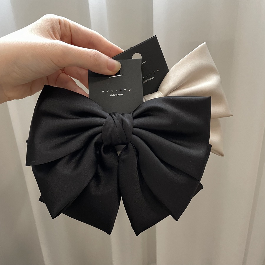 Extra-large bow hair clip, satin Korean high-end atmosphere, spring clip, elegant back hair clip and hair accessory details Picture