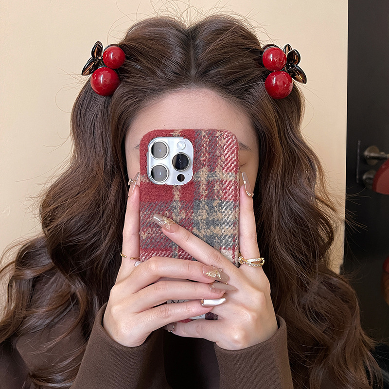 Encore Red Cherry clip women's exquisite and high-end bangs side clip hair accessory High ponytail half clip hair accessory Application Scenario