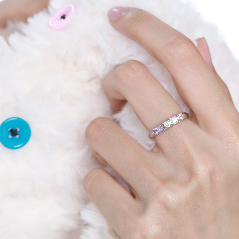 Candy-colored diamond zircon simple open ring for women on Instagram, cold style, niche personality, trendy and cool food ring Specification drawing