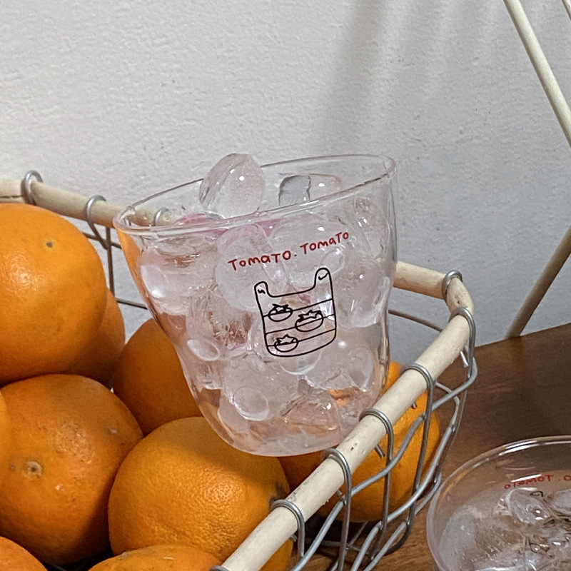 Mid-style, niche and simple ins tomato glass cup, retro Tomato heat-resistant juice cup, coffee cup 280ml Application Scenario