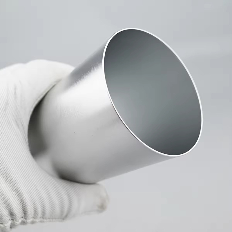 490ML LOGO printable alumina cup, food-grade recyclable aluminum cup, aluminum color-changing beer mug Application Scenario