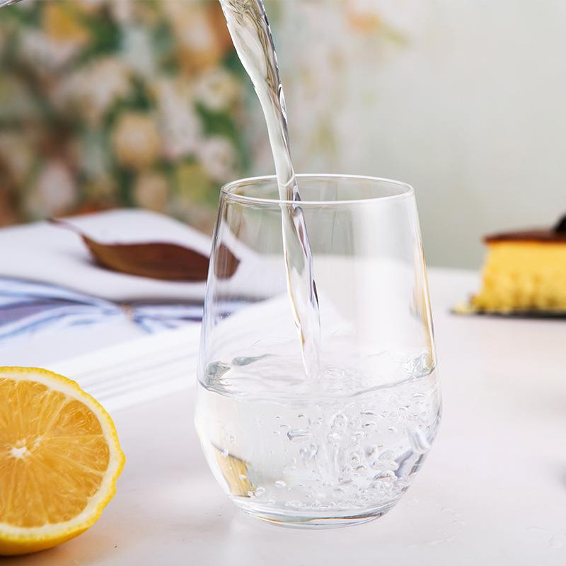 The 400ml tempered glass heat-resistant water cup with a cold cut from La Mercia, France, is simple and suitable for home use details Picture