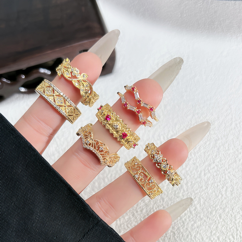 French retro high-end gold niche open ring, court style zircon light luxury, versatile and fashionable ring accessory Application Scenario