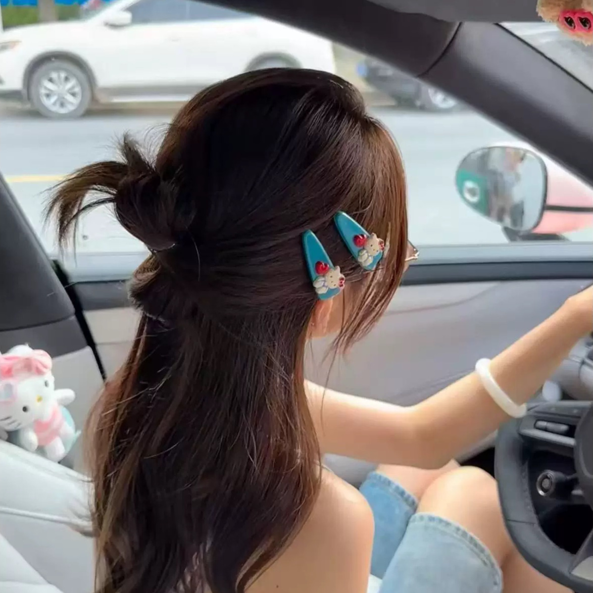 Korean-style cute kt cat heart side hair clip, blue duckbill hair clip, versatile bestseller, broken bangs for girls details Picture