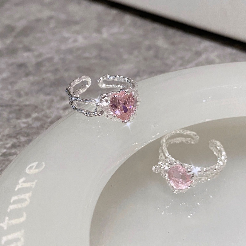 Sweet and cool, niche design, high-end feel, women's ins pink heart zircon lava metal, no color fading, open adjustment full figure