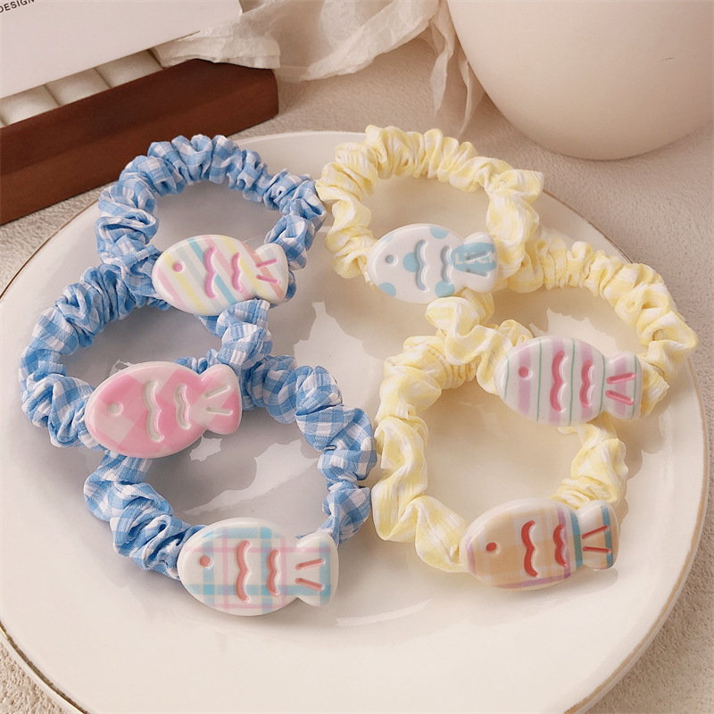 Cute little fish small intestine hair tie, children and students, hair band, hair tie, girls' double ponytail hair tie, hair accessory, headwear, hair tie full figure