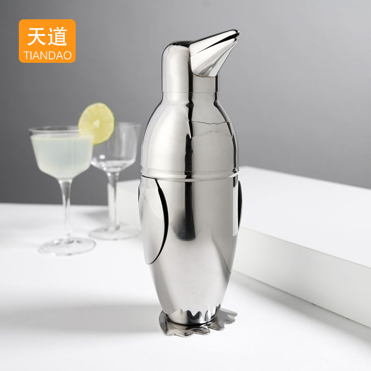 Cross-border creative stainless steel Penguin cocktail shaker 500ml cocktail shaker pot bar cocktail mixing tool full figure