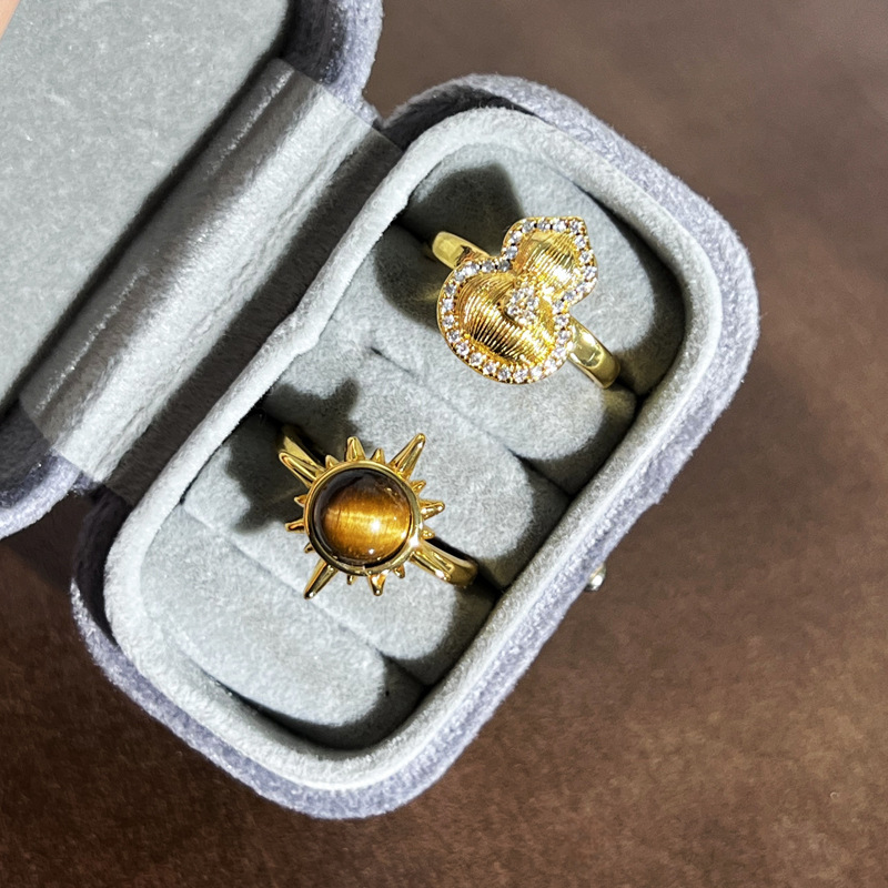 Maillard Sunflower Tiger's Eye Ring for Women 2025 New Style Gourd Niche Design Retro high-end ring details Picture