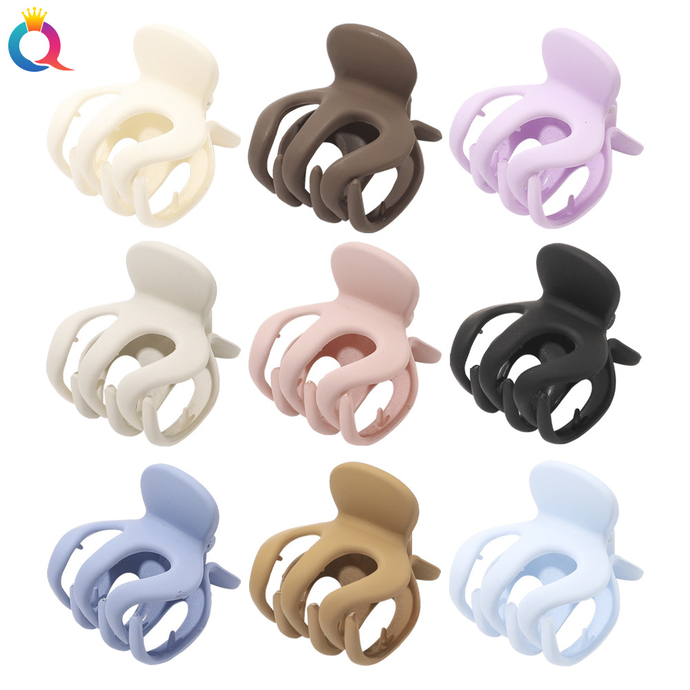 Qiyue Korean version simple and hot-selling hair clips, fresh and cute Morandi pumpkin grab clips, frosted medium-sized hair grab accessories details Picture