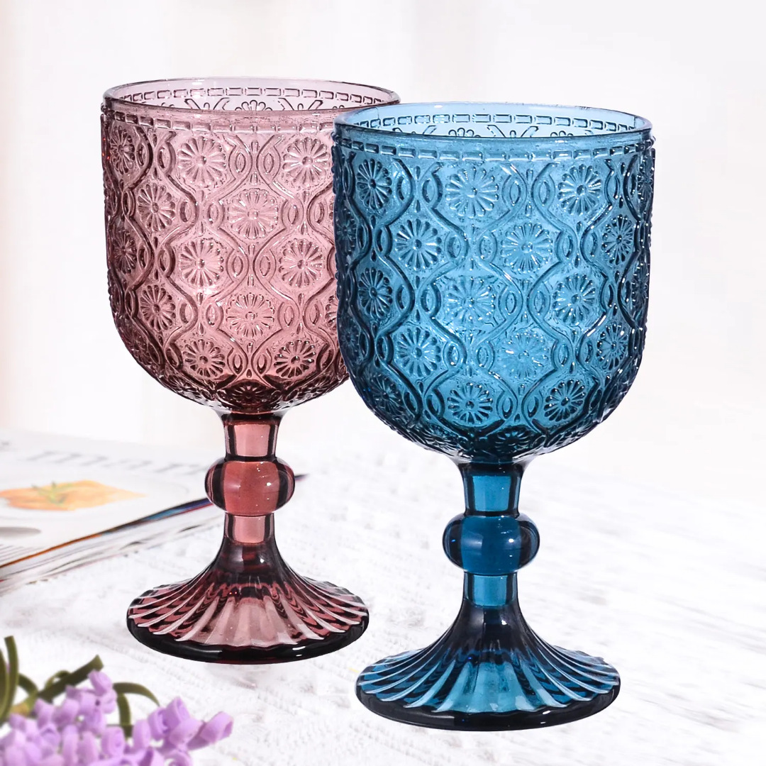 Factory wholesale European retro embossed red wine glasses, glass highball glasses, creative export wine glasses, household colored thickened ones Application Scenario