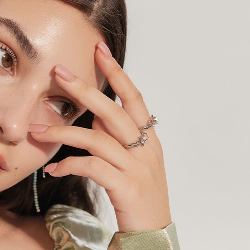 ins Cold style tulip green diamond zircon open ring, a high-end, light luxury, individual and fashionable butterfly ring for women Specification drawing