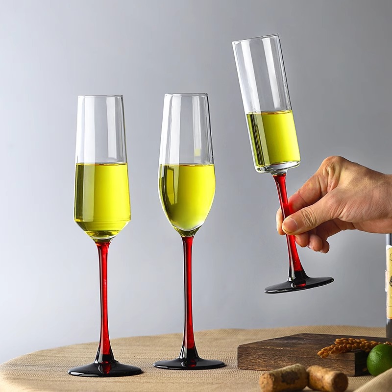 European red stem champagne glass, high appearance level, tall glass, small era sparkling wine glass, glass, champagne glass, wine glass Specification drawing