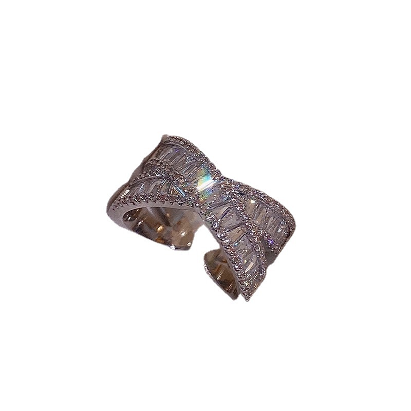 High-end, light luxury, full diamond zircon open ring, a fashionable index finger ring with a niche design for women, an ins trendy and individualistic ring Item Picture