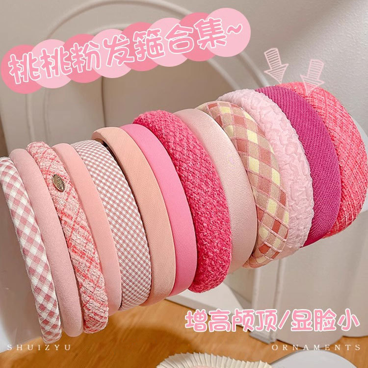 Little chanel-style pink plush hair band, high top hair tie for girls, spring and summer wide-edge face-washing headband, new style hair clip Specification drawing