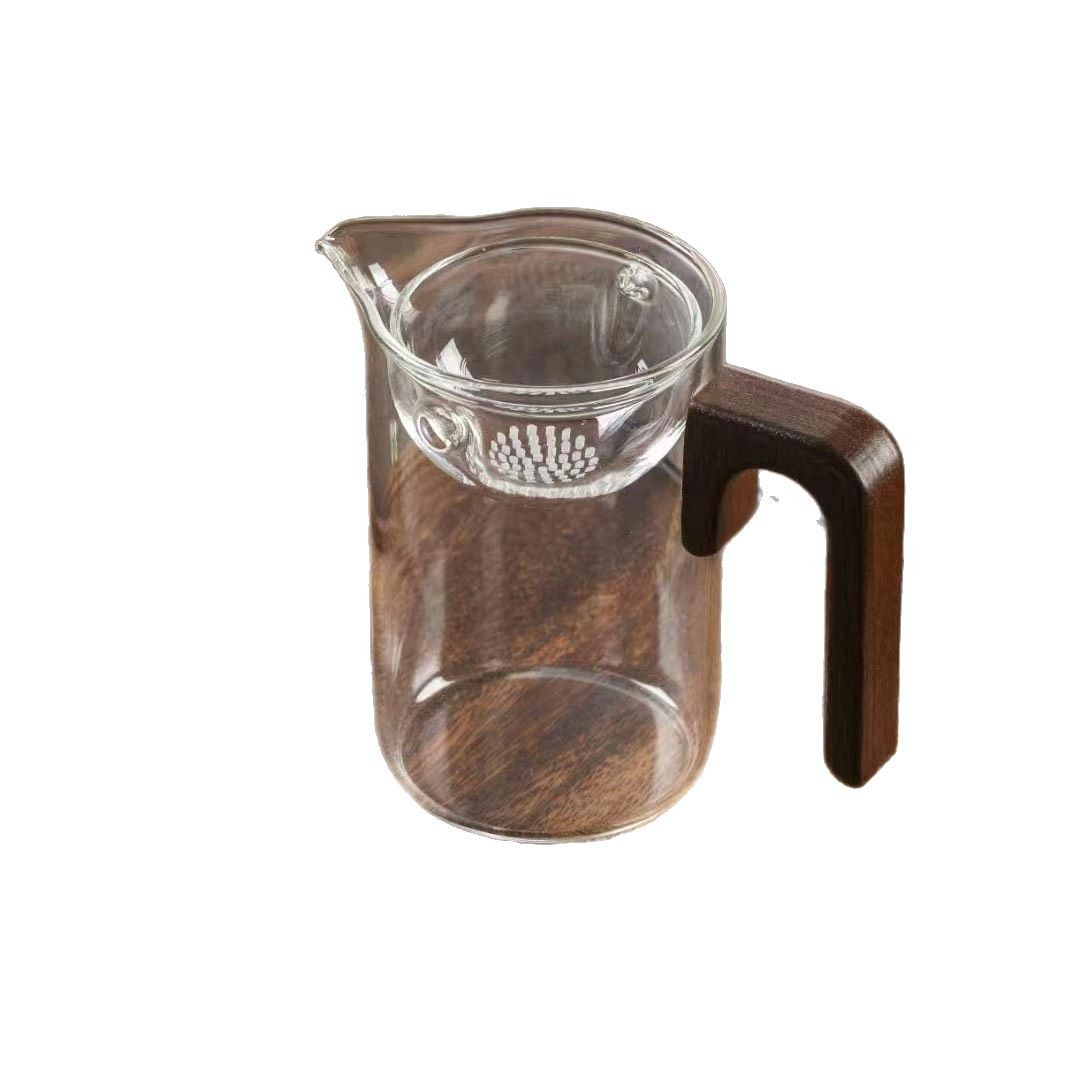 New high borosilicate glass Gongfu wooden handle tea dispenser, small green tangerine tea brewing transparent glass tea sea fair cup Item Picture