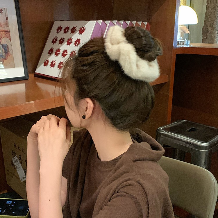Soft and glutinous faux mink fur, fluffy cloud hair band, rubber band, women's hair tie, hair tie, 2023 new style, high-end and elegant details Picture