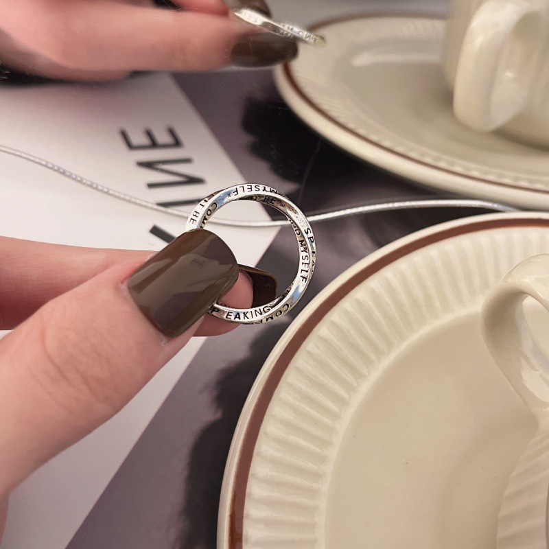 Twisted letter ring, silver ring, retro and high-end Mobius index finger ring, elegant and feminine, unique and trendy Specification drawing