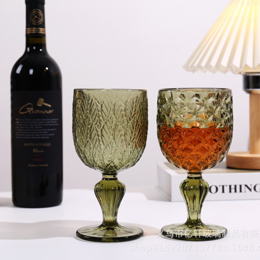 Factory wholesale vintage embossed wine glasses, glass highball glasses, European-style creative colorants, wine glasses with thickened colors details Picture