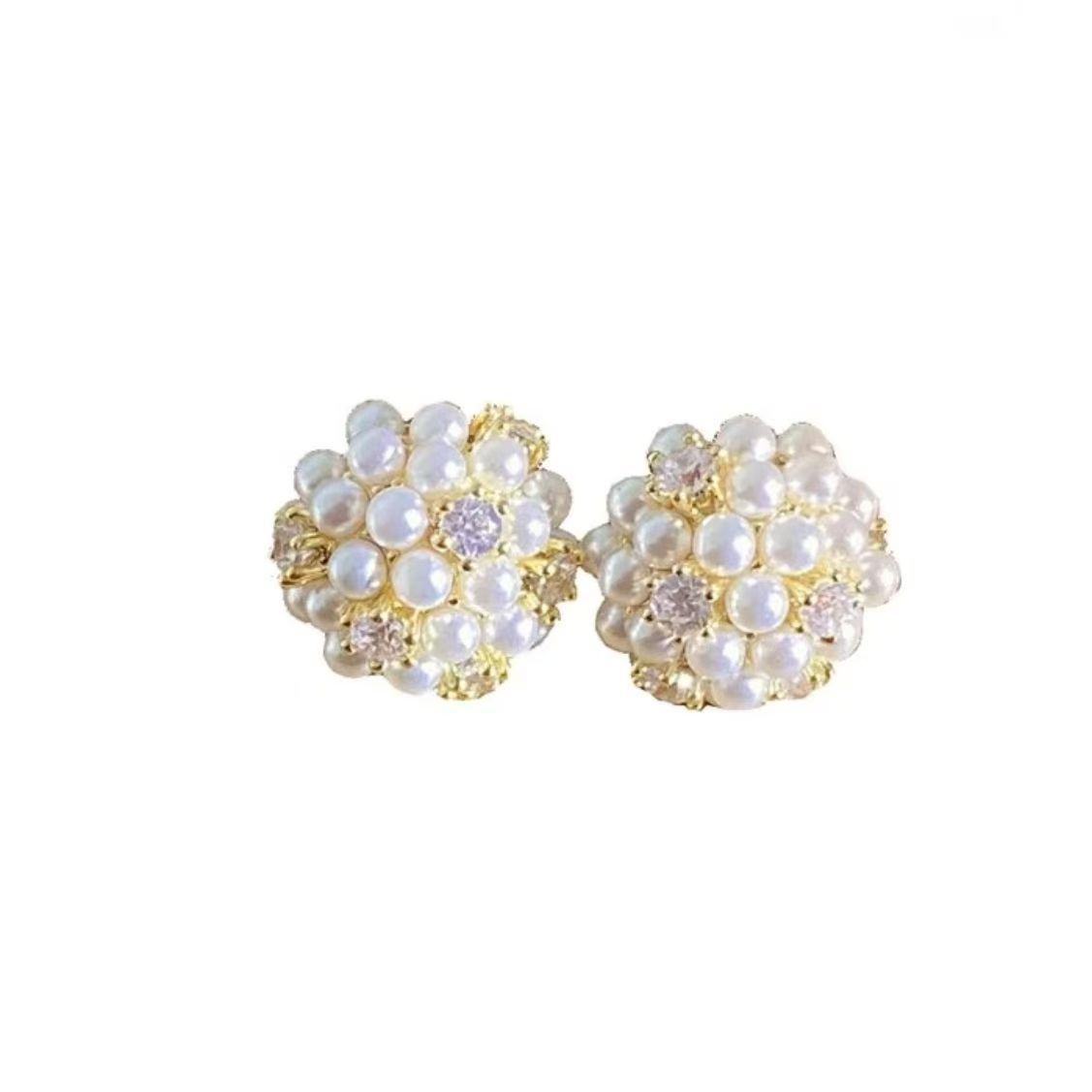Small and exquisite zircon pearl stud earrings 2025 new style simple and elegant earrings, versatile and high-end earrings Item Picture