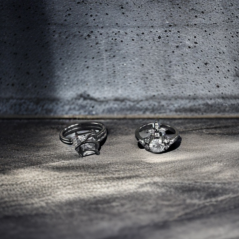 The ins sweet, cool and high-end full diamond Saturn open ring is a dark, layered and fashionable, trendy and unique food ring for women details Picture