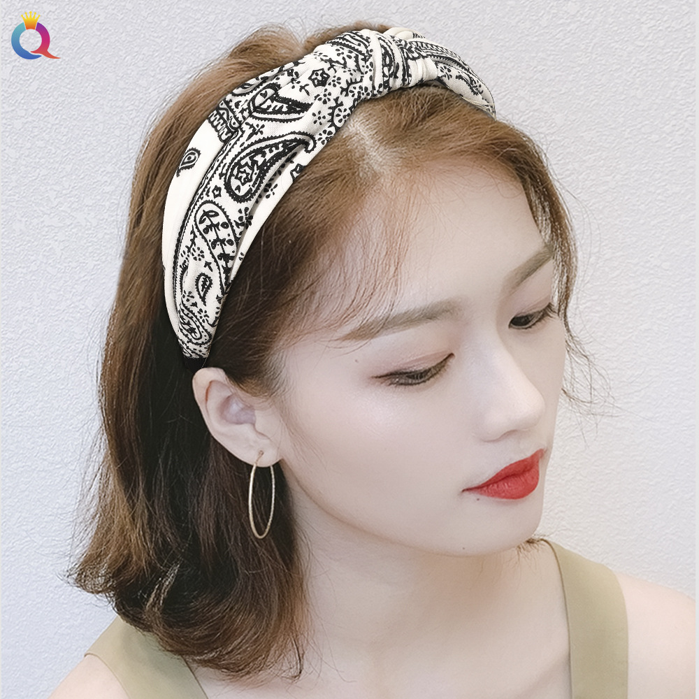 Qiyue's new retro Baroque cashew flower hair band, European and American ethnic style fabric cross headband, women's yoga hair accessory details Picture