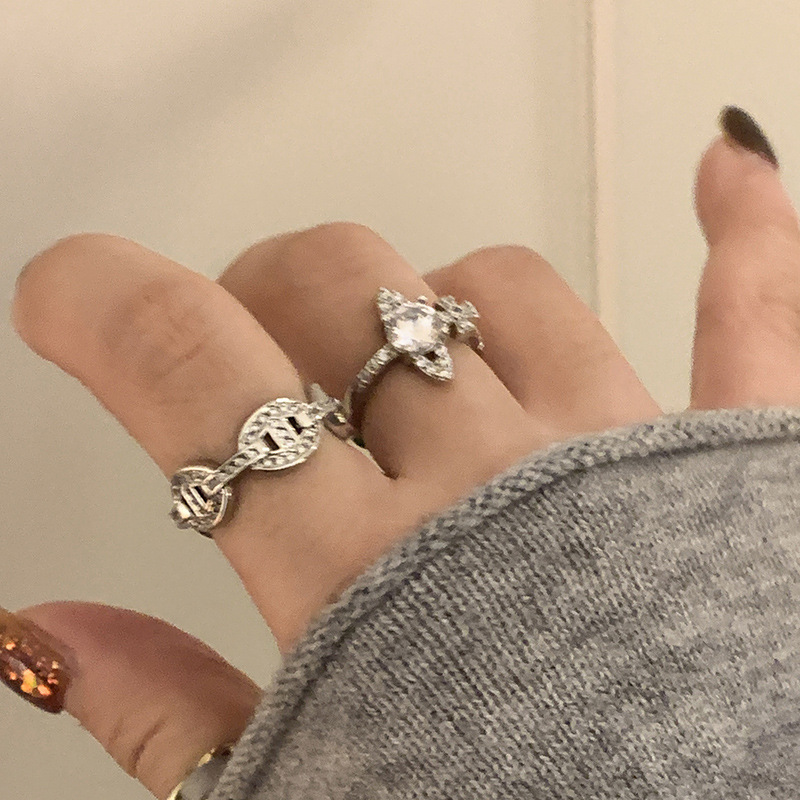 A high-end, light luxury Saturn pig nose full diamond zircon open ring, fashionable, exquisite, individual and versatile ring trend for women full figure