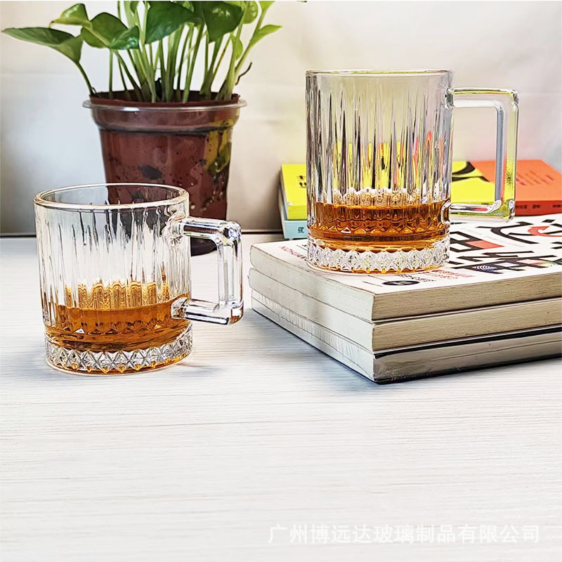 Thickened glass beer mug, household heat-resistant handle tea brewing cup, simple striped juice drink breakfast milk cup details Picture