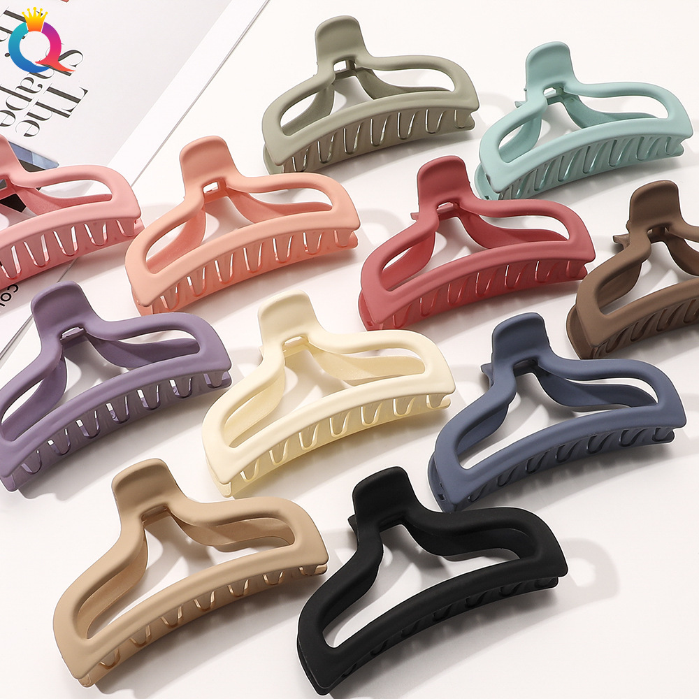 Qiyue Korean frosted fish tail grab clip, hollowed-out retro versatile hair clip, back head updo hair wash shark clip hair clip full figure