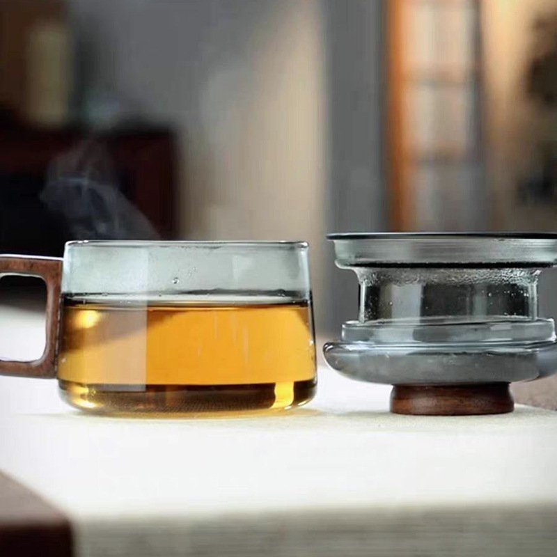High borosilicate glass teapot, household tea sets, walnut wood glass teapot, household brewing teapot, tea sets, glass teapot Application Scenario