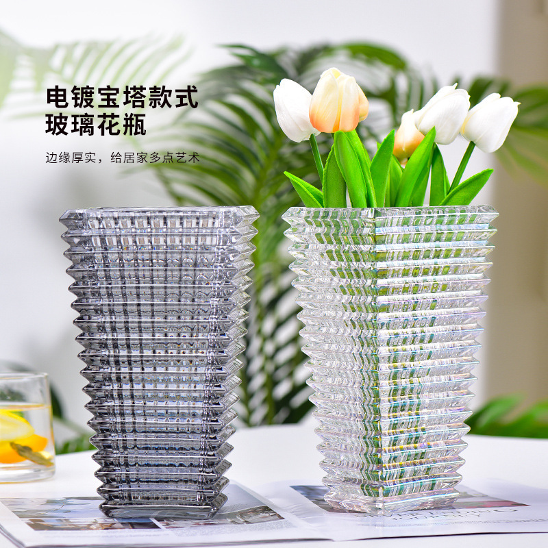 The factory produces modern, simple and brilliant glass crystal vases for home and dining room countertops, as well as flower and water care vases Application Scenario