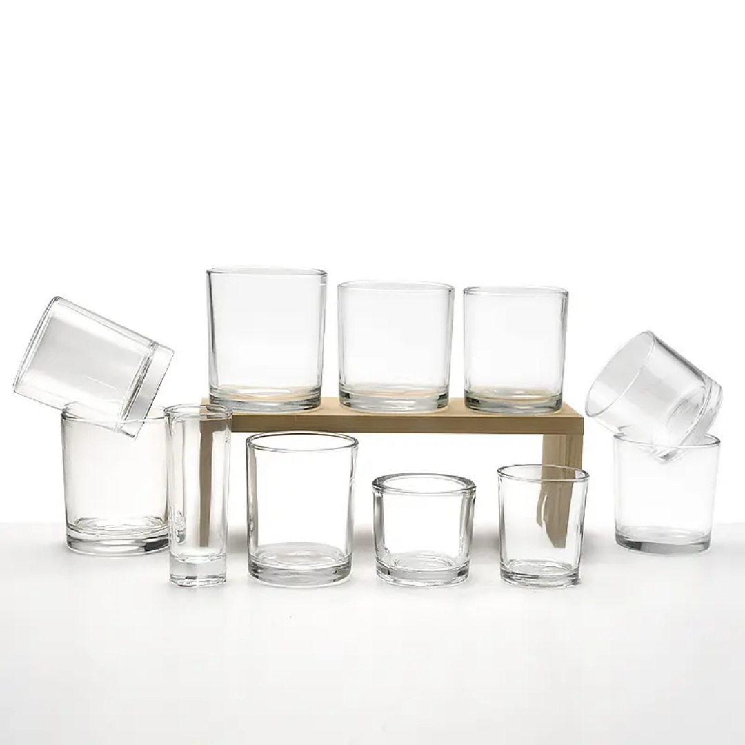 Factory wholesale of artificial glass pot accessories, green plants and succulents, Nordic round handle grass green plants, pothos potted glass tanks full figure