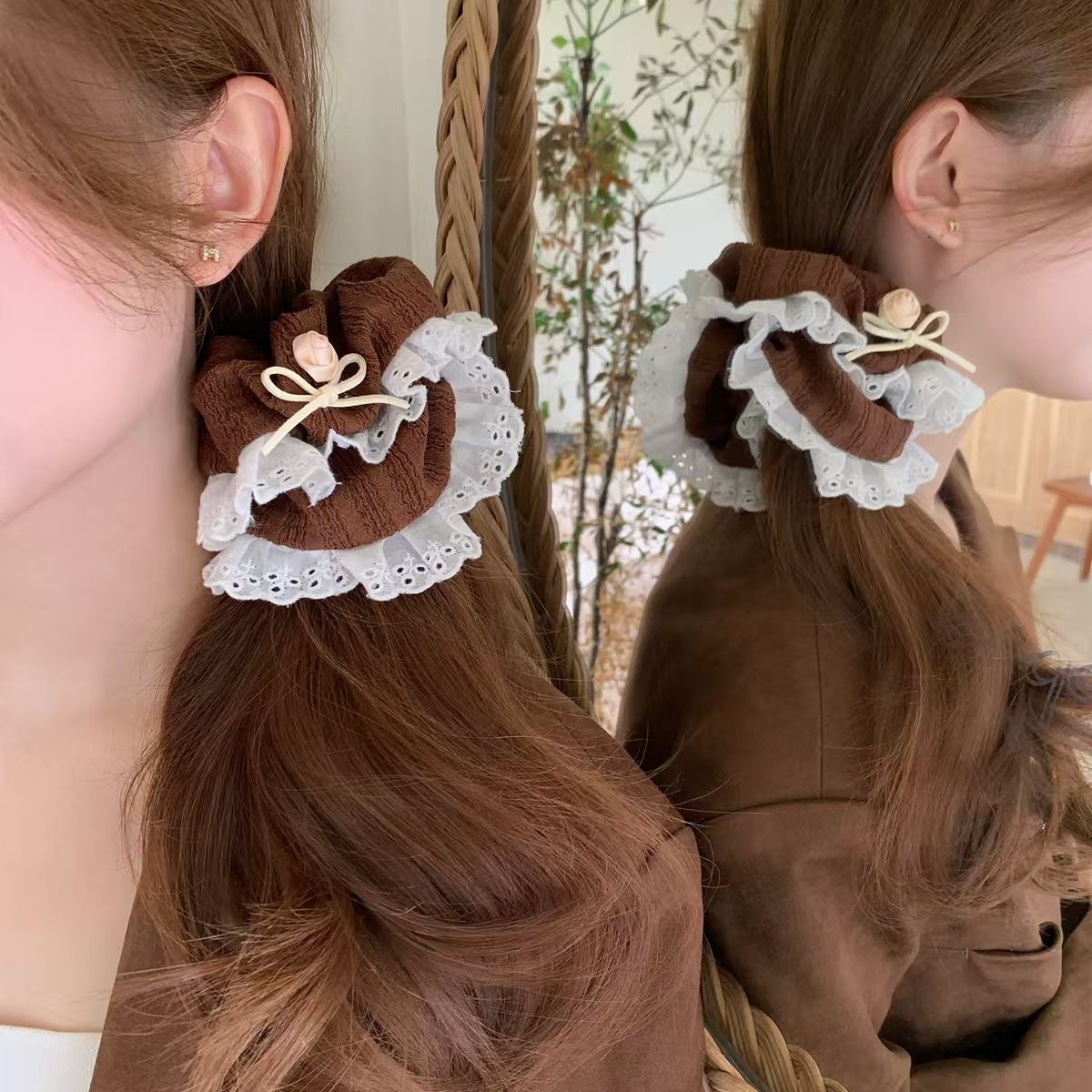 Maillard brown lace bow large intestine hair band for women's high-end look, large low ponytail hair accessory, hair tie and leather band Application Scenario