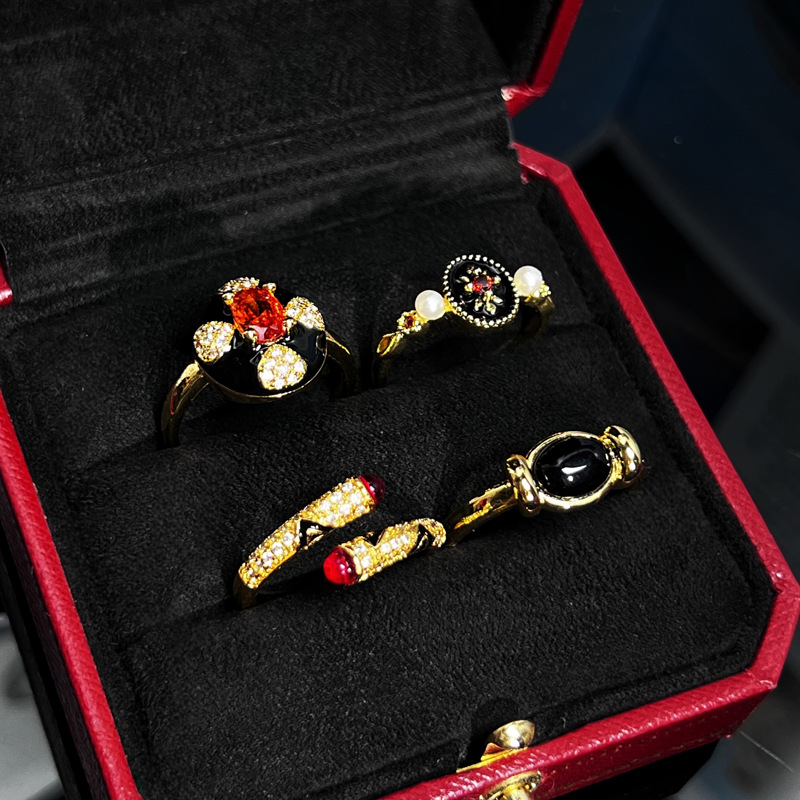 Punk personality, dark glaze, fashionable open ring, elegant and cold style, niche design sense, ring trend Application Scenario