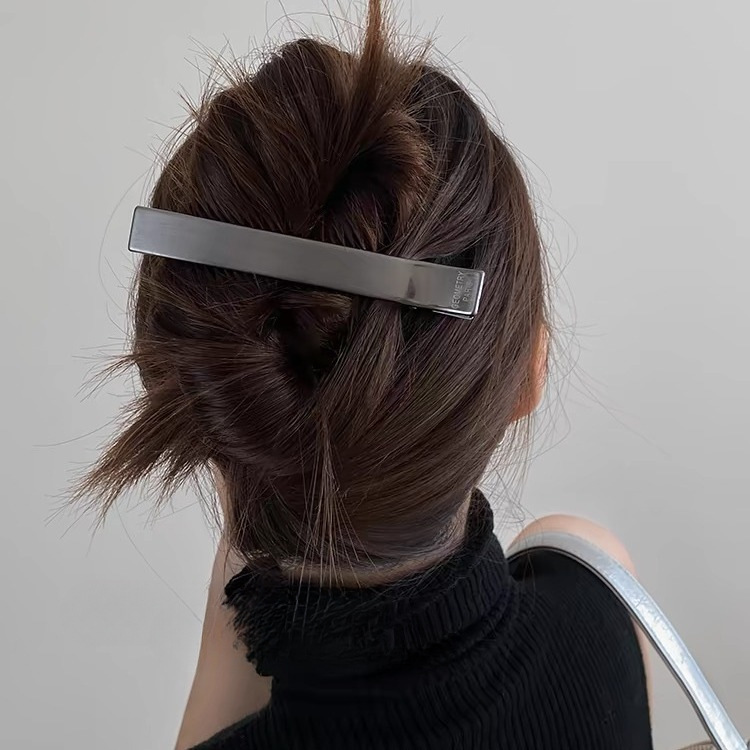 Cold and simple style one-piece clip, high-end brushed metal hair clip for women, 2025 new heavy industry versatile side clip Specification drawing