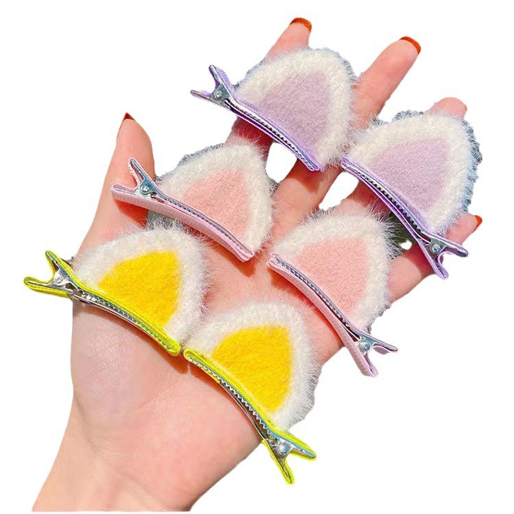 Super cute, sweet and adorable hair clips, children's fluffy cat ears, little girl hair clips, autumn and winter hair accessories, headwear and small accessories Item Picture