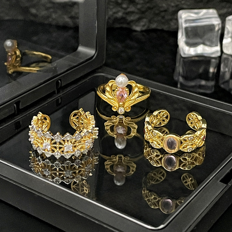 Ancient-style hollowed-out two-color retro pink diamond open ring, a sweet, cool and high-end exquisite index finger ring with a feminine court style Specification drawing
