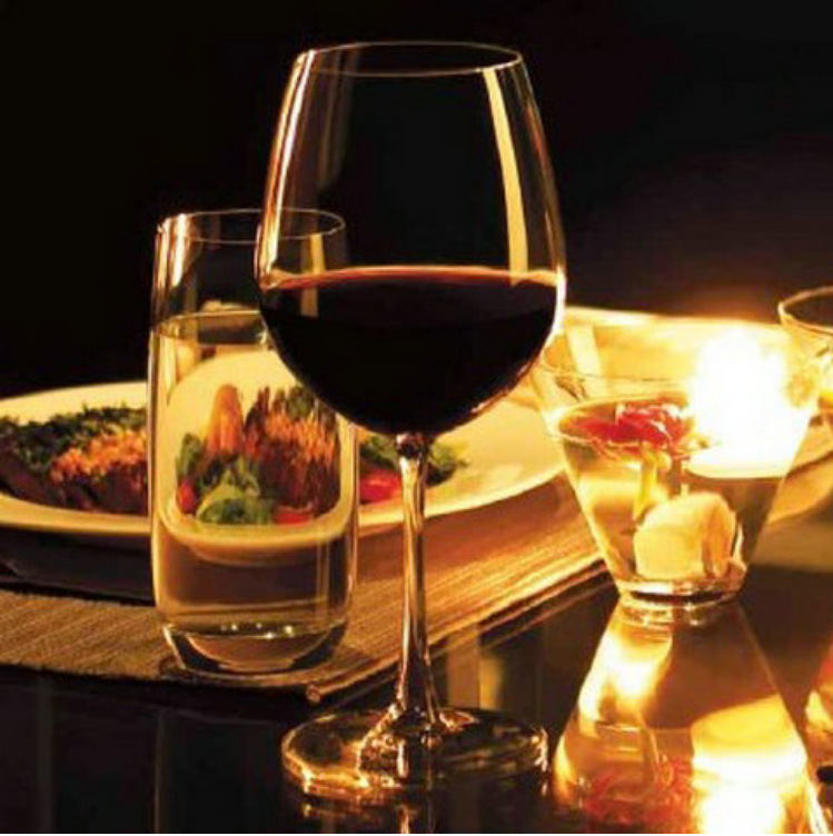 Ocean Modern and simple glass wine glasses, romantic Bordeaux Burgundy wine glasses, tall sparkling glasses details Picture