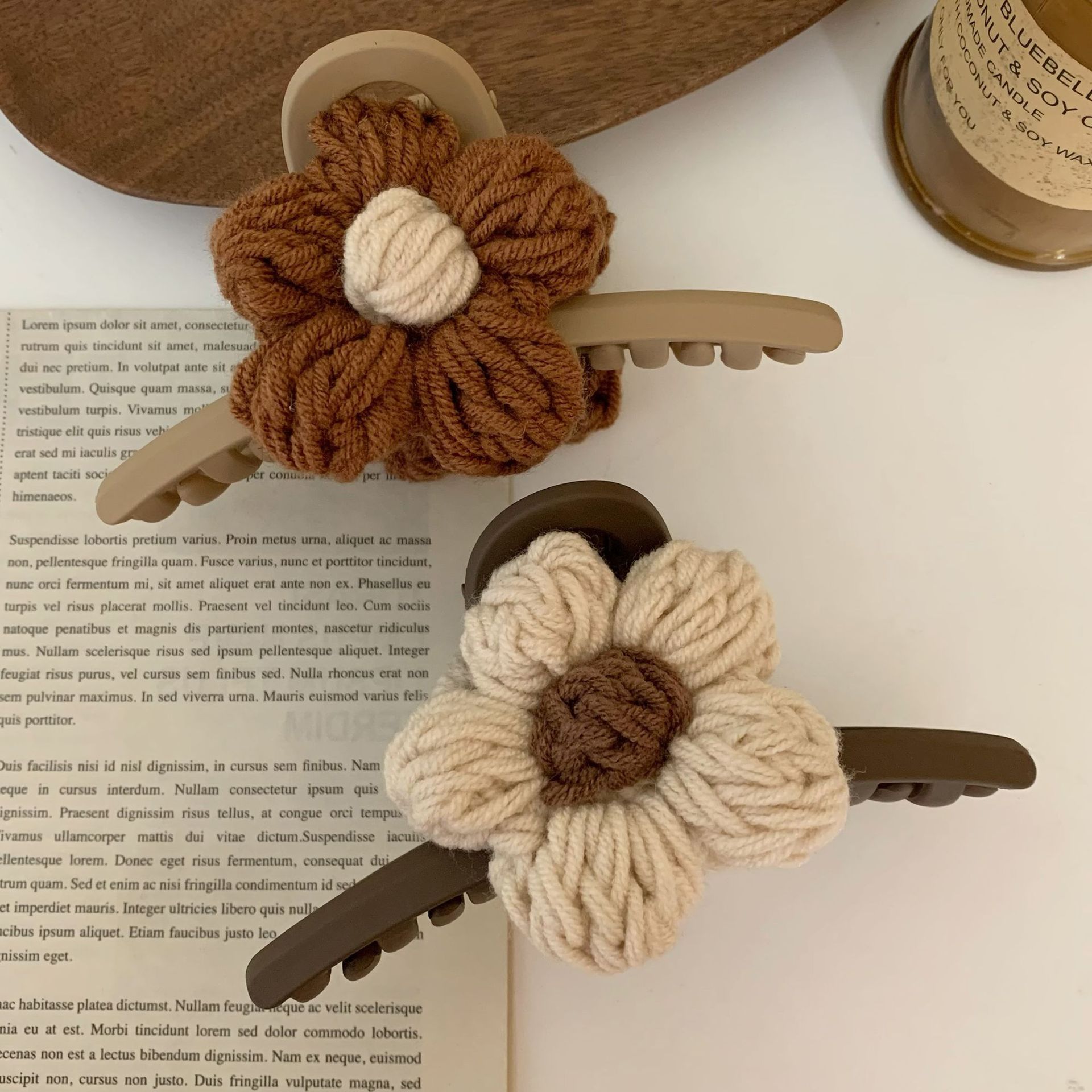 New Spring 2025 knitted flower hairpin with a high-end look, back head updo shark grabber, large hairpin details Picture