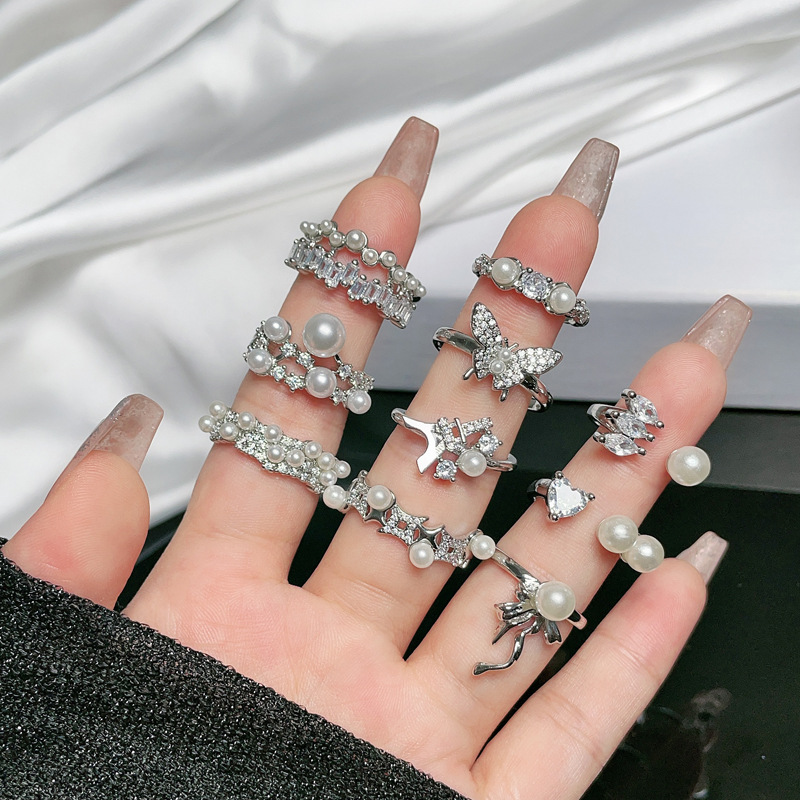 New pearl ring for women, French light luxury and high-end style, bow, sweet and cool, index finger ring, niche design ring details Picture